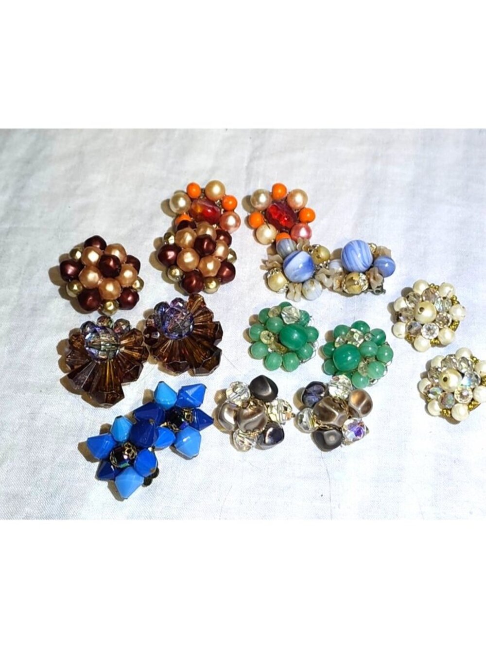 Vintage MCM Clip-On Earrings Lot - 8  Lucite Glass Acrylic Beads Assorted Colors - Picture 10 of 11